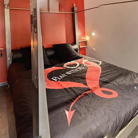 Le Donjon Villa Bdsm Port Nature Village Cap D'Agde Naturiste 外观 照片