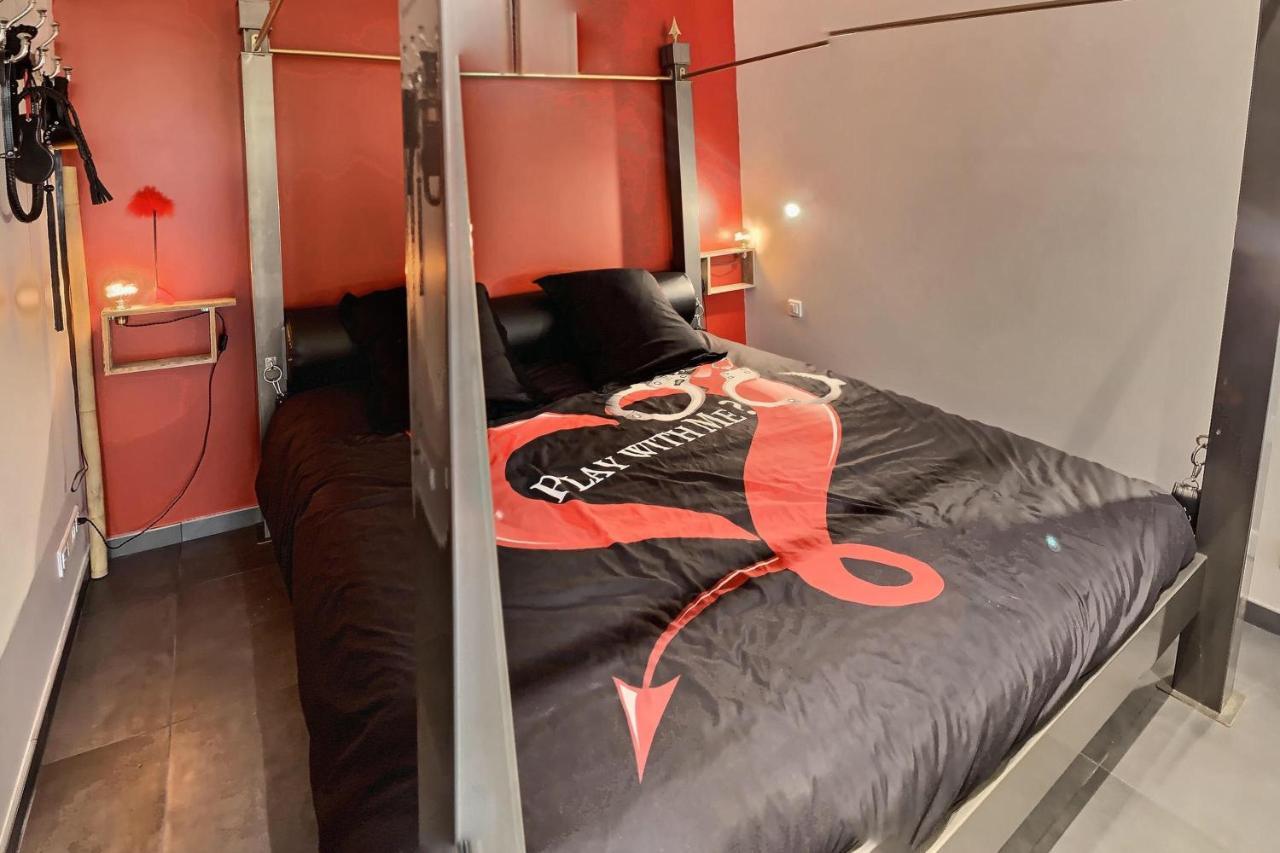 Le Donjon Villa Bdsm Port Nature Village Cap D'Agde Naturiste 外观 照片